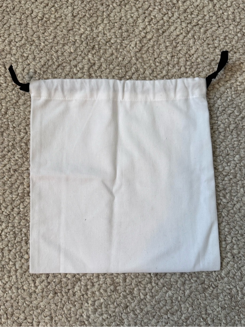 Diptyque Dust Bags - Set of 2 - Picture 3 of 5